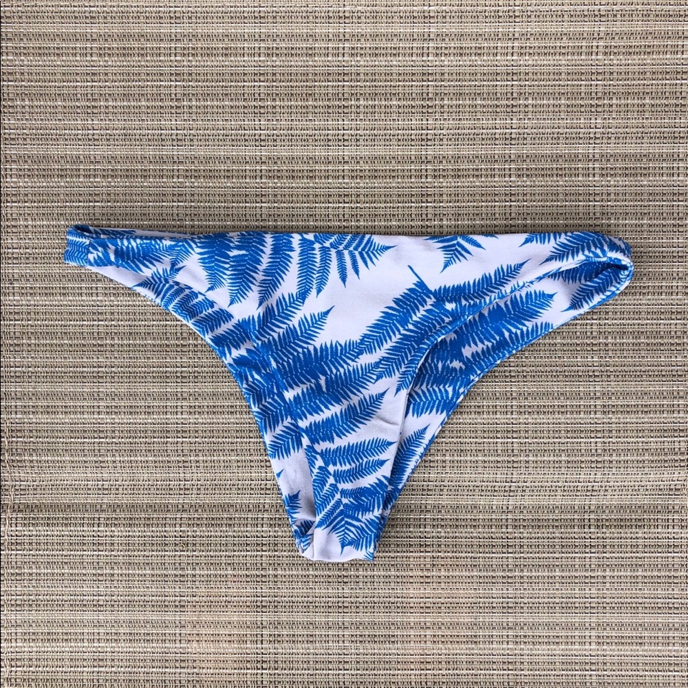 Mikoh Fern Bottoms